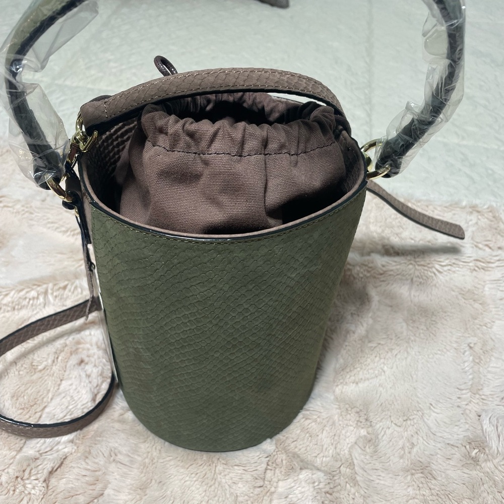 Ameri Leather Stylish Brown and Green Bucket Bag - Picture 12 of 16